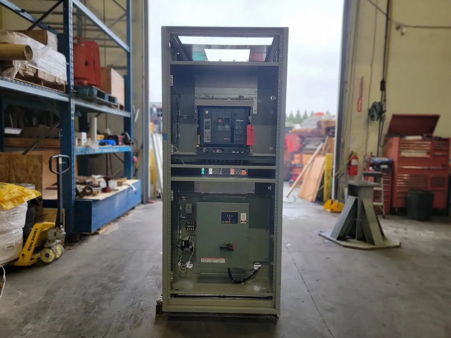 Used SQUARE D NW32H1 Switchgears British Columbia CA | Lenmark #409116