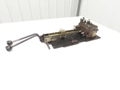 Yale Hydraulic 2-Spool 2 Lever Forklift Mast Control Valve Assembly Off ERC080