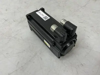 USED ALLEN BRADLEY MPL-A330P-HJ74AA