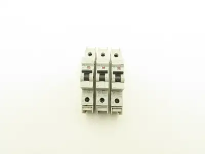 Cutler Hammer WMTC1001 1-Pole 1A Circuit Breaker Lot of 3