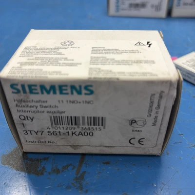 Assorted LOT OF New SIEMENS See Description And Photos For P/N’s
