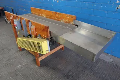 SPC8303  Conveyor belt conveyor 24" w x 67" l