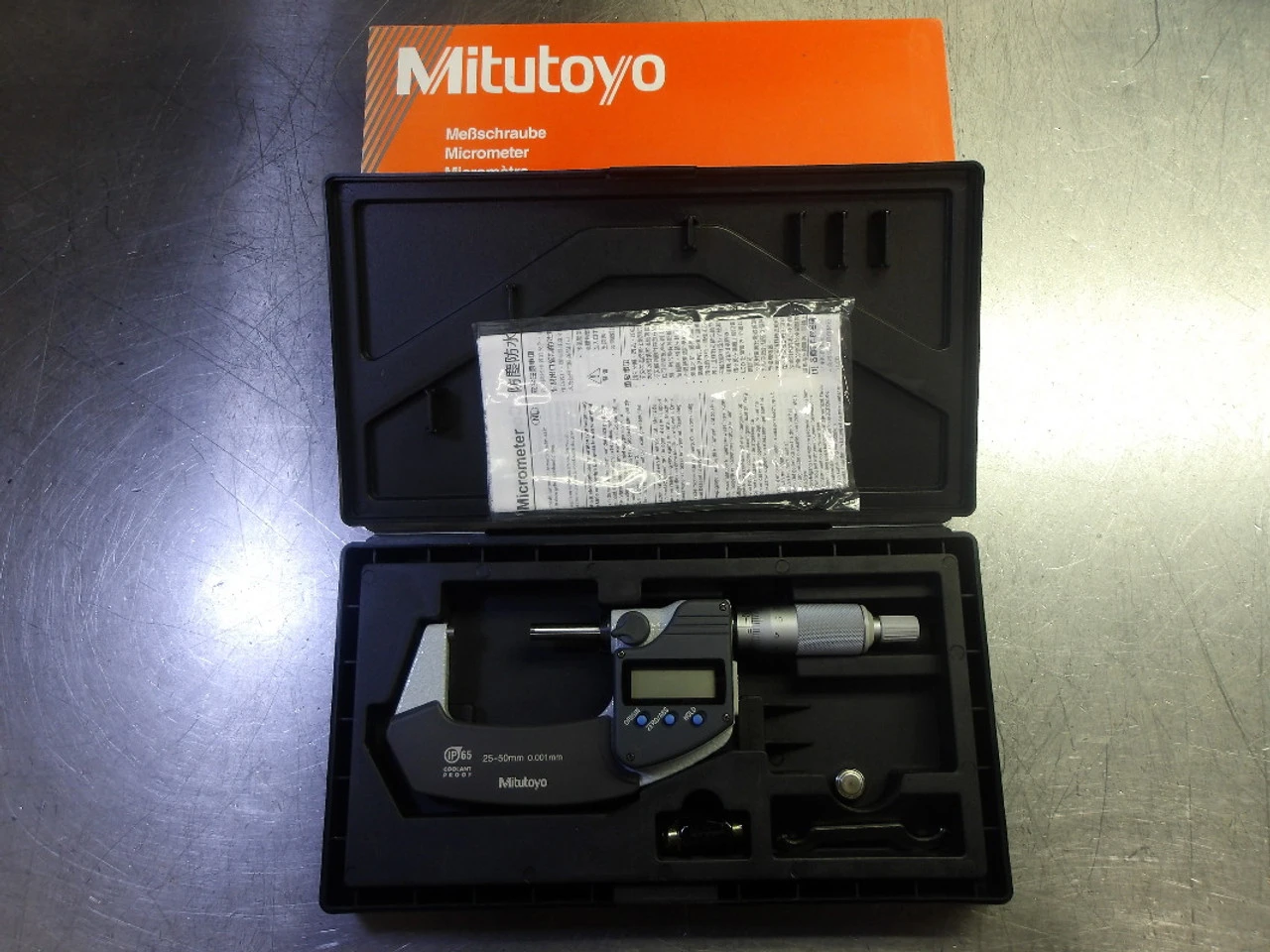 Mitutoyo 25-50mm Digimatic Coolant Proof Micrometer 293-231 (LOC2758C)