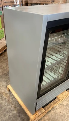 167-0566 True GDM-41CPT-48-HC-LD 2 Glass Door Cooler-Self Contained