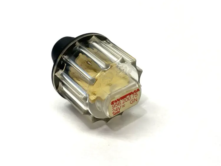 Used WERMA LED BULB GREEN 41MM HEIGHT 29MM DIAMETER 24VAC/DC Light Source Equipment Michigan US | Maverick Industrial Sales #1090383
