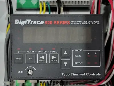 920 Series Heat Tracing Controller Assembly 920E9FWQ1SIS302SSH3202T65LAM