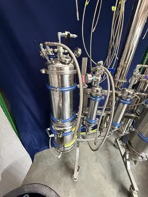 Dual Rack Turnkey Hydrocarbon Extraction System