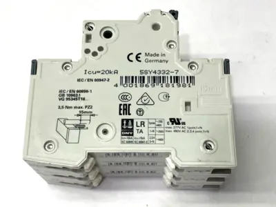 USED SIEMENS MINIATURE CIRCUIT BREAKER 3-POLE 32A 400V