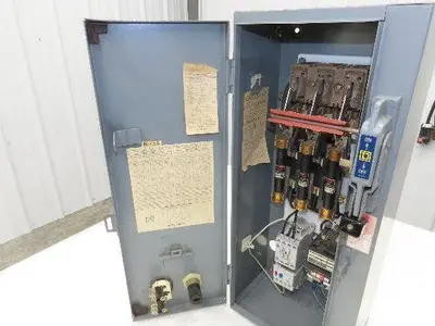 Square D 8538SBG13S Fusible Combination Starter 193-EEDB Heater Size 0 30A 3PH