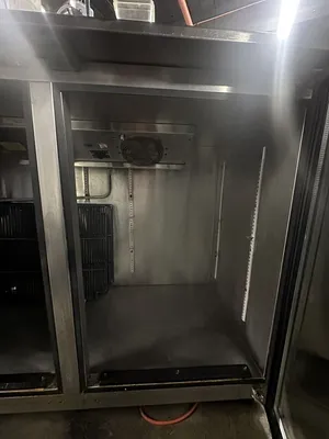 174-0235 Glastender 60" Glass Door Self Contained Back Bar Bottle Cooler
