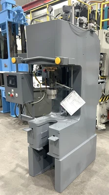 USED DENISON DENISON GC01C64D36S06 PRESS