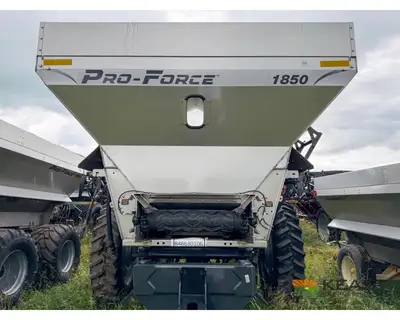 Used UNVERFERTH _UNKNOWN_ Dry Spreaders Iowa US | Keast Enterprises #1360495