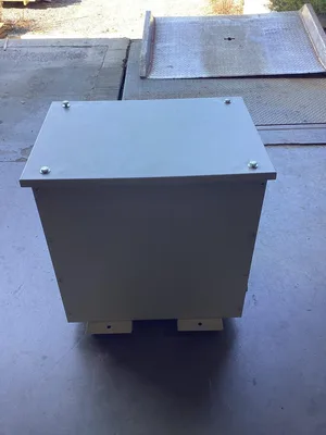 Drie Stand Alone 3 Phase Transformer; Type 8001 3000 84 -NOS