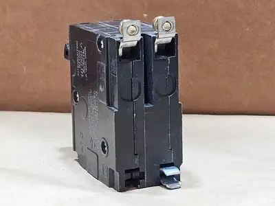 Used SQUARE D QOB230 Switchgears British Columbia CA | Lenmark #1438508
