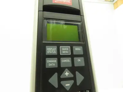 Danfoss VLT 5004 Variable Speed AC Drive 3Hp 380-440v 460-500V 3PH 0-1000Hz