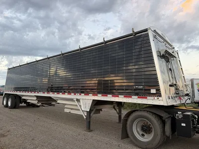New | in-Stock 2025 WILSON COMMANDER HOPPER Grain Hopper Trailers Minnesota US | Carco Truck & Equipment #1513899