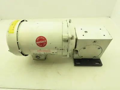 Hub City 0220-76836 Gearmotor Speed Reducer 10:1 Right Angle 172 RPM 1/2Hp 3Ph