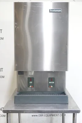 SCOTSMAN 500LBS AIR COOLED ICE MAKER/ WATER DISPENSER (NUGGET ICE) MODEL MDT5N40A-1J