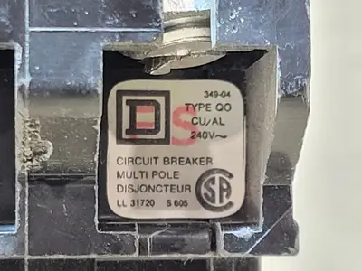 USED SQUARE D QOB320