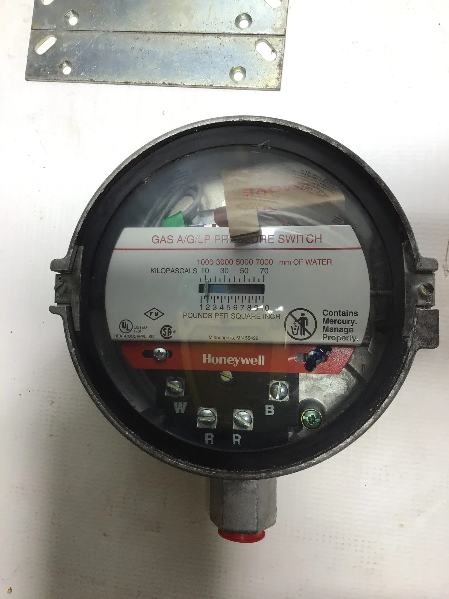 Honeywell Gas A/G/LP Pressure Switch