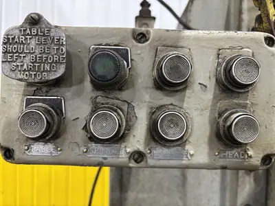 USED GALLMEYER & LIVINGSTON 45CAPACITY ......................... 12" X 24"SPINDLE CENTER TO TABLE .......... 19-1/2"