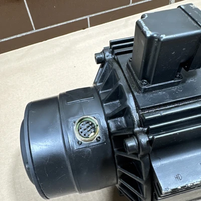 USED Rexroth MAC112D-0-HD-4-C/130-A-0/WI520LV/S005