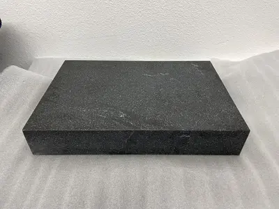 GRANITE 12''x18''x3''h