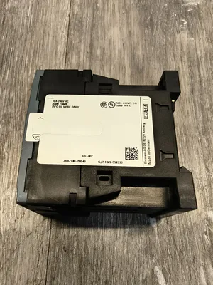 Used SIEMENS 3RH2140-2FB40 Misc Electrical & Power Parts South Carolina US | ESS Industrial Equipment Sales #1299998