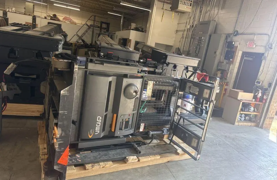 Used CROWN SP3520-30 24 V Reach Trucks Illinois US | Mitsubishi HC Capital America #1362873