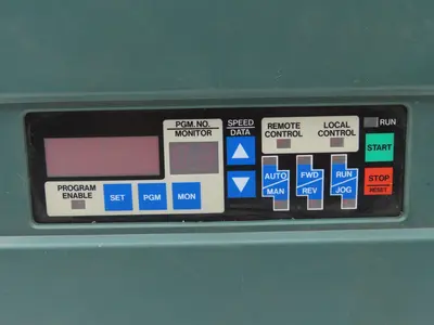 Reliance Electric 2GU41002 AC VS Drive GP2000 2HP Motor 2.7KVA 460V 3Ph