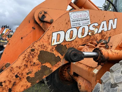 Used 2009 DOOSAN DL250 Wheel Loaders | Abele Tractor #1342918