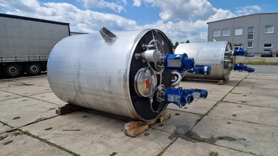Hoeksma & Velt 6,000 Litre Stainless Steel Tanks | Perry Equipment (2)