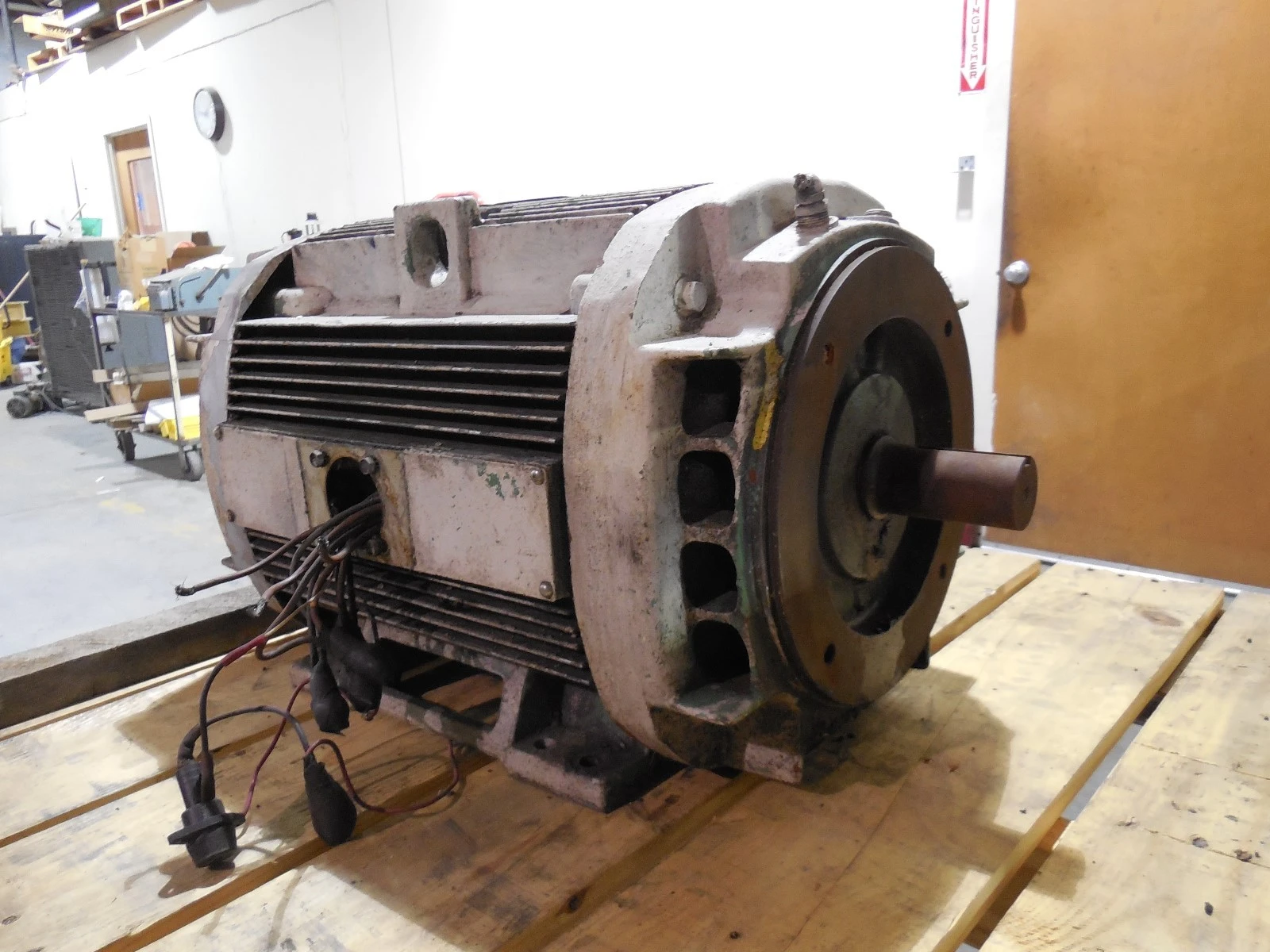 GE General Electric 15 HP Motor 1185 RPM (230/460 Volts) 3 Phase 5K286JL324V