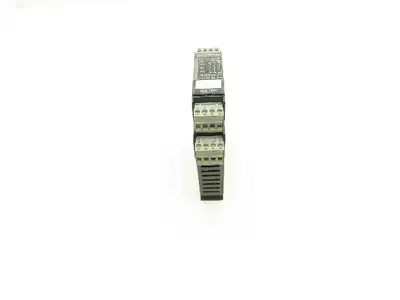 Schmersal AES 1337 Safety Relay 230VAC 24VDC