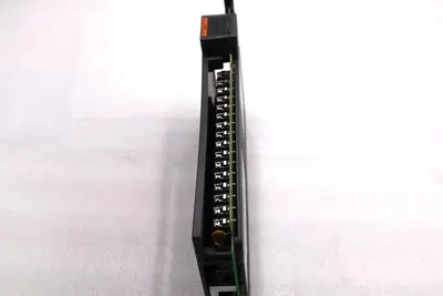 ALLEN BRADLEY 1771-0D16 SER B ISOLATED 120V AC OUTPUT #L-519