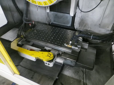 Used FANUC ROBODRILL ALPHA T21IEL Drilling & Tapping Centers Minnesota US | Machinesused.com #1445800