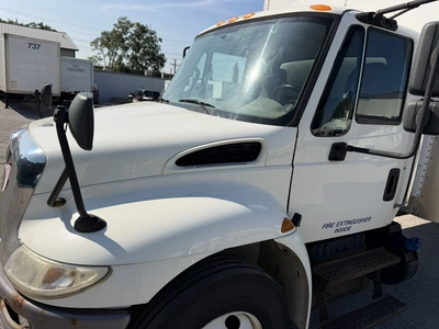 Used 2018 INTERNATIONAL 4300 SBA4X2 Box trucks Indiana US | Miedema Asset Management Group #1414684