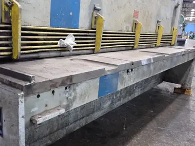 Used HTC / HYDRATOOL 25012A Power Squaring Shears (Inch) Ohio US | HGR 24 #915949
