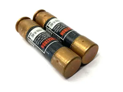 New | in-Stock COOPER DUAL-ELEMENT TIME DELAY FUSE 250V 60A LOT OF 2 Fuses Michigan US | Maverick Industrial Sales #1090172