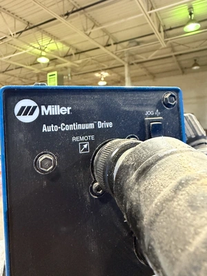 2022 KUKA KR6 Welding Cells | K.B. Industries LLC (2)