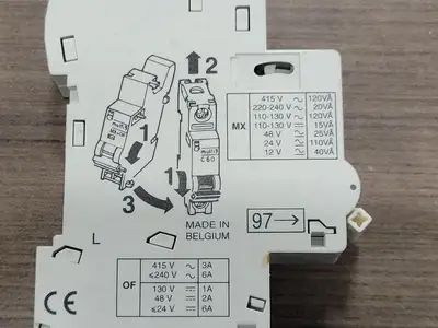 Used MERLIN GERIN MULTI 9 MX+OF Switchgears British Columbia CA | Lenmark #242586