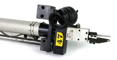 USED SMC MHC2-10D
