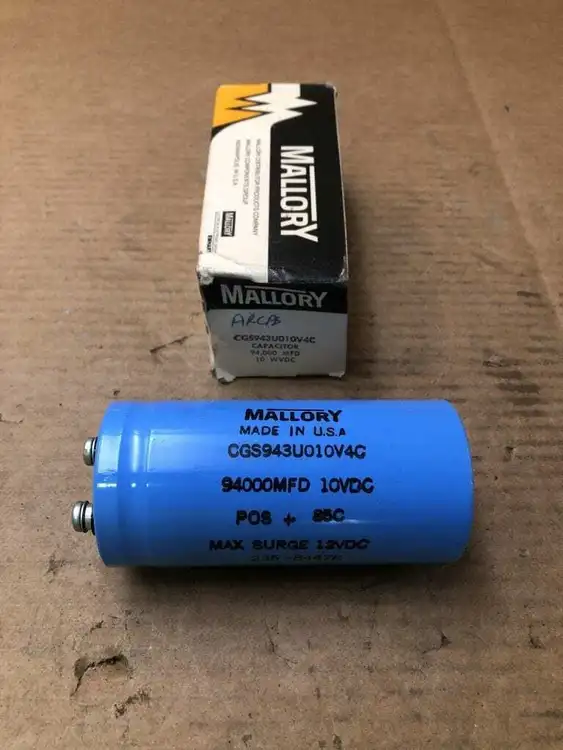 Used _UNKNOWN_ CGS943U010V4C Capacitors Pennsylvania US | Moses B Glick #990207