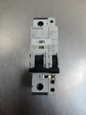USED Siemens 5SY4106-6 Circuit Breaker, 6A, 230/400V w/5ST3010 Aux. Switch