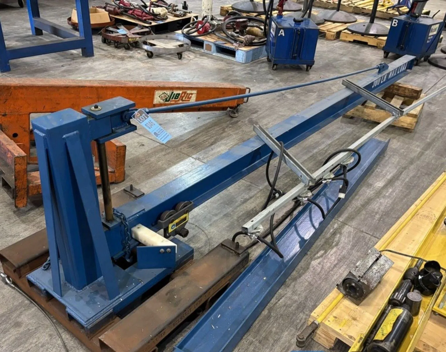 300 LB 12' FORKLIFT PIVOTING JIB  BOOM CRANE EXTENSION ATTACHMENT w/TROLLEY AND ELECTRICAL HOOK UP