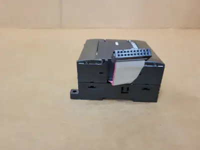 NEW OMRON CP1W-DA041