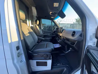 Used 2024 MERCEDES-BENZ 2500 Vans Florida US | Truck and Van Outlet #1509211