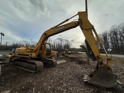 Used 2001 DEERE 160C LC Excavators Pennsylvania US | Proxy Equipment #1380504