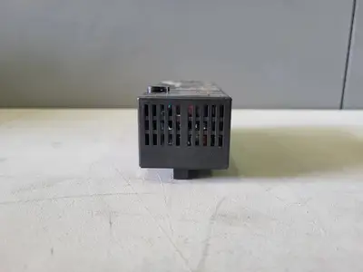 NEW GE-FANUC IC200PWR002E