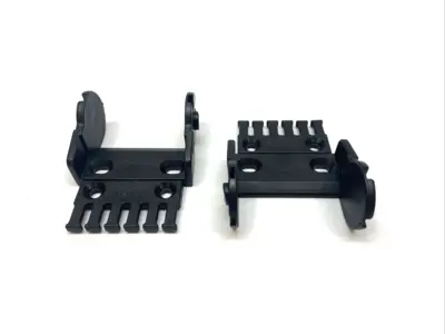 USED IGUS E-CHAIN MOUNTING BRACKET FEMALE W/ TIEWRAP PLATE LOT OF 2